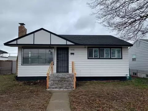 Exterior - 1415 E Dalke Ave, Spokane, WA 99208 photo 2 of 4