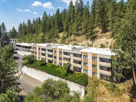 6625 N Austin Rd #301, Spokane, WA 99208