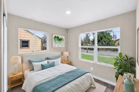 Bedroom - 915 E 34th Ave, Spokane, WA 99203 photo 1 of 5