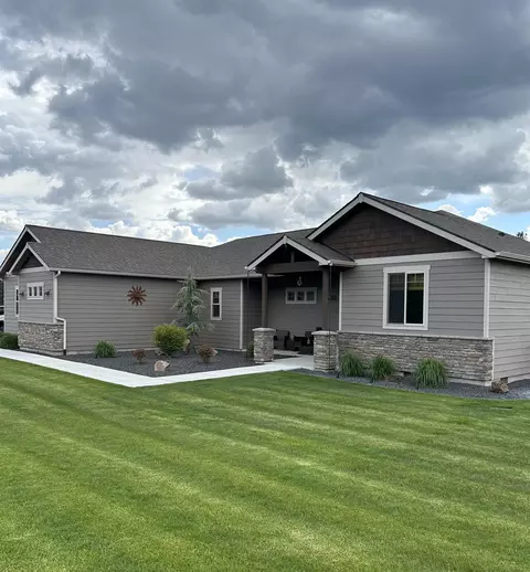 31914 N Zander Ln, Chattaroy, WA 99003