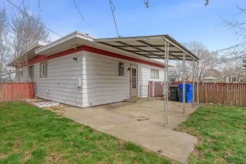 Exterior - 1323 N Bowman Rd, Spokane Valley, WA 99212 photo 7 of 10