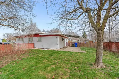 Exterior - 1323 N Bowman Rd, Spokane Valley, WA 99212 photo 8 of 10