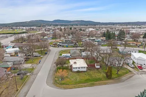 View/Area - 1323 N Bowman Rd, Spokane Valley, WA 99212 photo 5 of 8