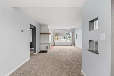 Living - 1323 N Bowman Rd, Spokane Valley, WA 99212 photo 3 of 3