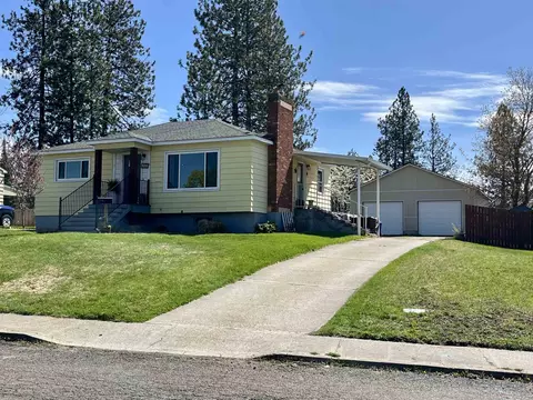 3211 W Queen Pl, Spokane, WA 99205