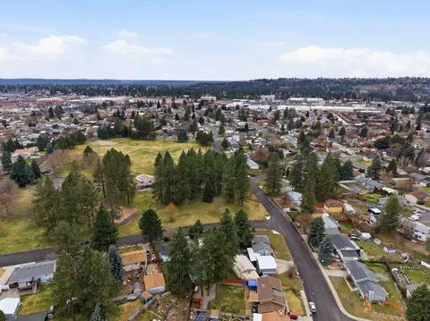 View/Area - 702 E Calkins Dr, Spokane, WA 99208 photo 9 of 9