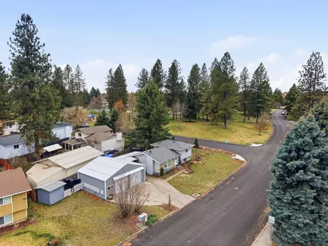 View/Area - 702 E Calkins Dr, Spokane, WA 99208 photo 1 of 9