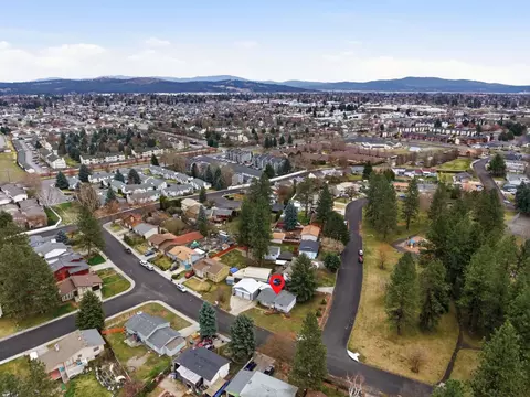 View/Area - 702 E Calkins Dr, Spokane, WA 99208 photo 5 of 9