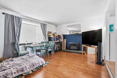 Living - 702 E Calkins Dr, Spokane, WA 99208 photo 1 of 1