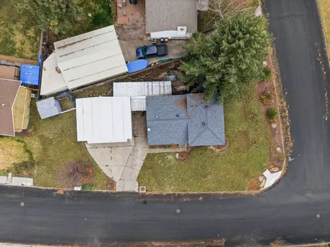 View/Area - 702 E Calkins Dr, Spokane, WA 99208 photo 3 of 9