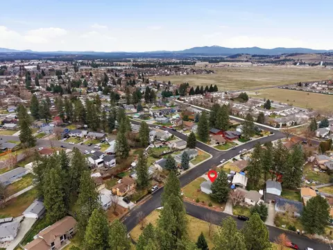 View/Area - 702 E Calkins Dr, Spokane, WA 99208 photo 7 of 9