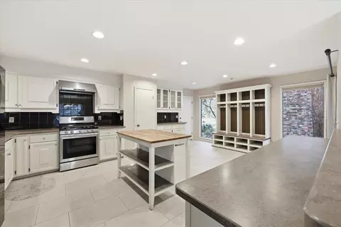 Kitchen - 1829 E Pinecrest Rd, Spokane, WA 99203 photo 1 of 4
