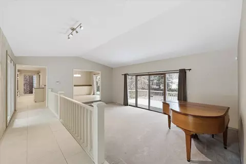 Living - 1829 E Pinecrest Rd, Spokane, WA 99203 photo 1 of 3