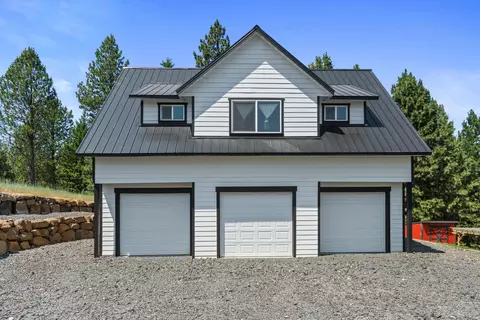 Exterior - 12101 E Randall Rd, Mead, WA 99021 photo 3 of 7