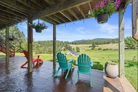 Exterior - 12101 E Randall Rd, Mead, WA 99021 photo 5 of 7