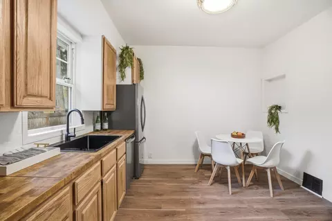 Kitchen - 2618 E Hartson Ave, Spokane, WA 99202 photo 1 of 4