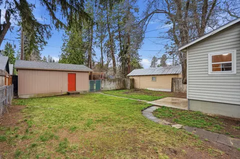 Exterior - 2618 E Hartson Ave, Spokane, WA 99202 photo 5 of 9