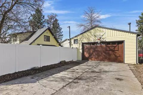 1857 E 9th Ave, Spokane, WA 99202 photo 23