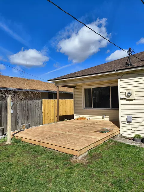 Exterior - 1026 E Crown Ave, Spokane, WA 99207 photo 4 of 4