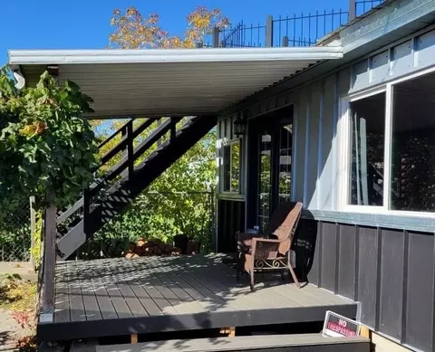 Exterior - 1528 E Boone Ave, Spokane, WA 99202 photo 5 of 16
