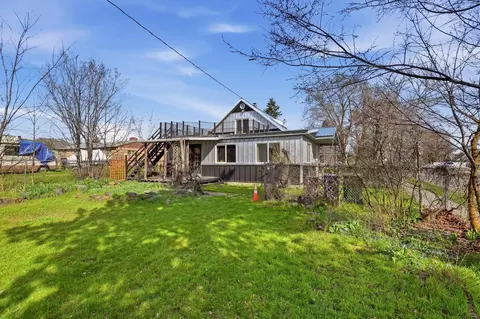 Exterior - 1528 E Boone Ave, Spokane, WA 99202 photo 11 of 16