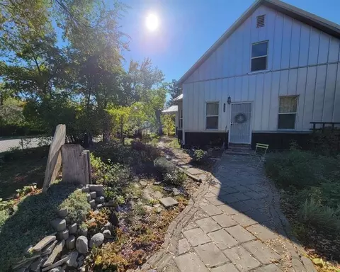 1528 E Boone Ave, Spokane, WA 99202