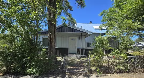 Exterior - 1528 E Boone Ave, Spokane, WA 99202 photo 15 of 16