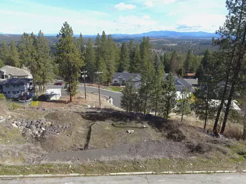1418 Toni Rae Dr, Spokane, WA 99218