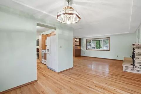 Living - 10907 E 24th Ave, Spokane Valley, WA 99206 photo 6 of 6