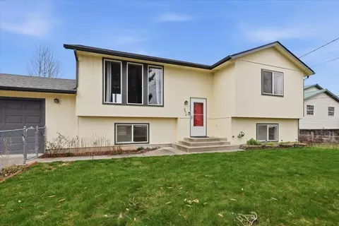 4014 N Locust Rd, Spokane, WA 99206