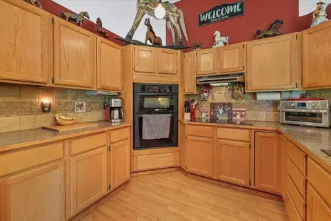 Kitchen - 4312 E Singletree Ave, Colbert, WA 99005 photo 4 of 4
