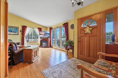Entry Way - 4312 E Singletree Ave, Colbert, WA 99005 photo 1 of 3