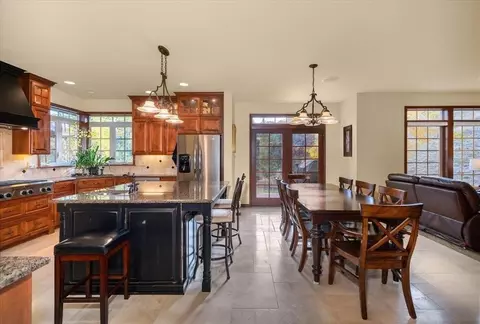 Kitchen - 1610 Eagle Feather Ln, Spokane, WA 99224 photo 7 of 7