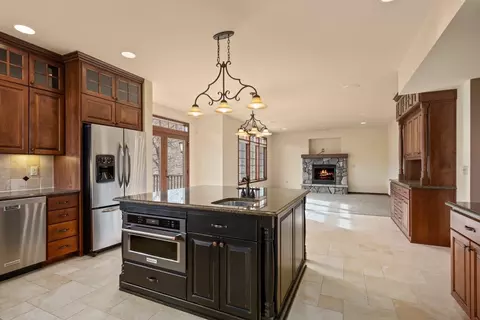 Living - 1610 Eagle Feather Ln, Spokane, WA 99224 photo 1 of 10