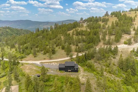 6670 Stoneridge Way, Nine Mile Falls, WA 99026