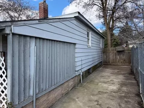 Exterior - 4004 E Frederick Ave, Spokane, WA 99217 photo 5 of 6