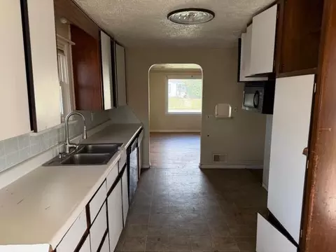 Entry Way - 4004 E Frederick Ave, Spokane, WA 99217 photo 1 of 1