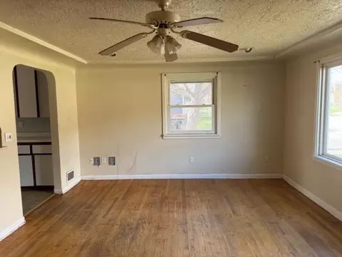 Living - 4004 E Frederick Ave, Spokane, WA 99217 photo 2 of 3