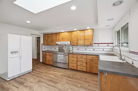 Kitchen - 554 E North Ave, Spokane, WA 99207 photo 1 of 3