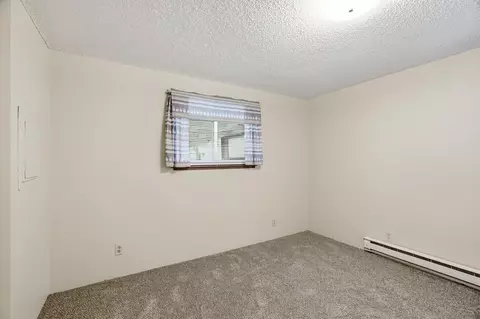 Bedroom - 554 E North Ave, Spokane, WA 99207 photo 4 of 5