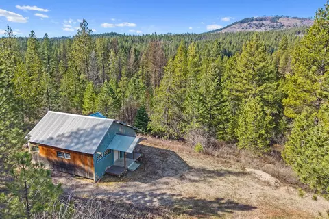 5324 Olinger Rd, Springdale, WA 99173