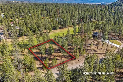 Nnn Couples Ct, Chewelah, WA 99109