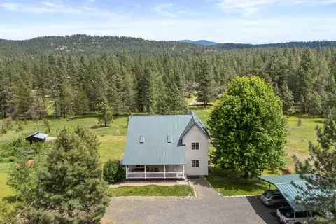 32626 N Milan Rd, Chattaroy, WA 99003
