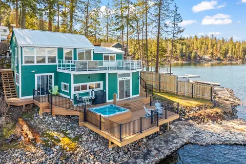 44998 Lake Shore Homes Rd, Loon Lake, WA 99148