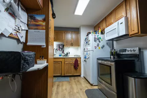 Kitchen - 1917 E Dalke Ave, Spokane, WA 99208 photo 1 of 5