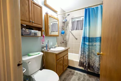 Bath - 1917 E Dalke Ave, Spokane, WA 99208 photo 1 of 1