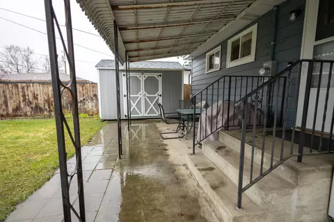 Exterior - 1917 E Dalke Ave, Spokane, WA 99208 photo 6 of 8