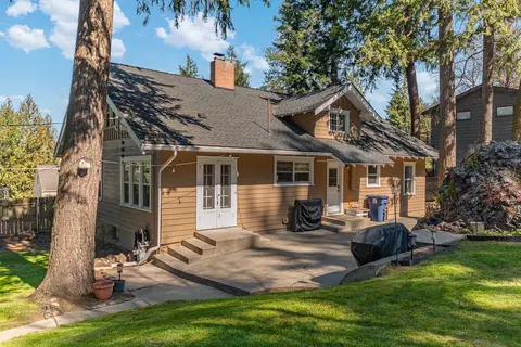 Exterior - 1708 E 18th Ave, Spokane, WA 99203 photo 4 of 17