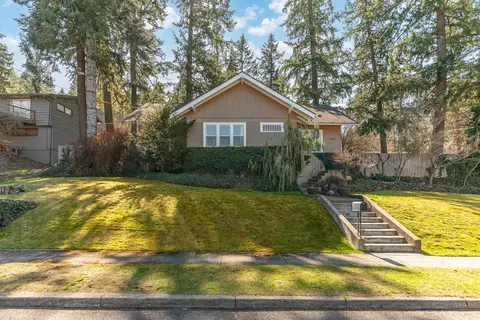 Exterior - 1708 E 18th Ave, Spokane, WA 99203 photo 8 of 17