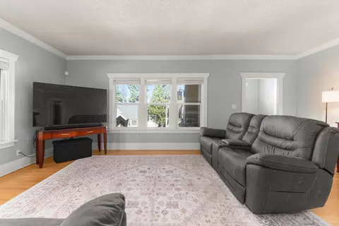 Living - 1708 E 18th Ave, Spokane, WA 99203 photo 4 of 4